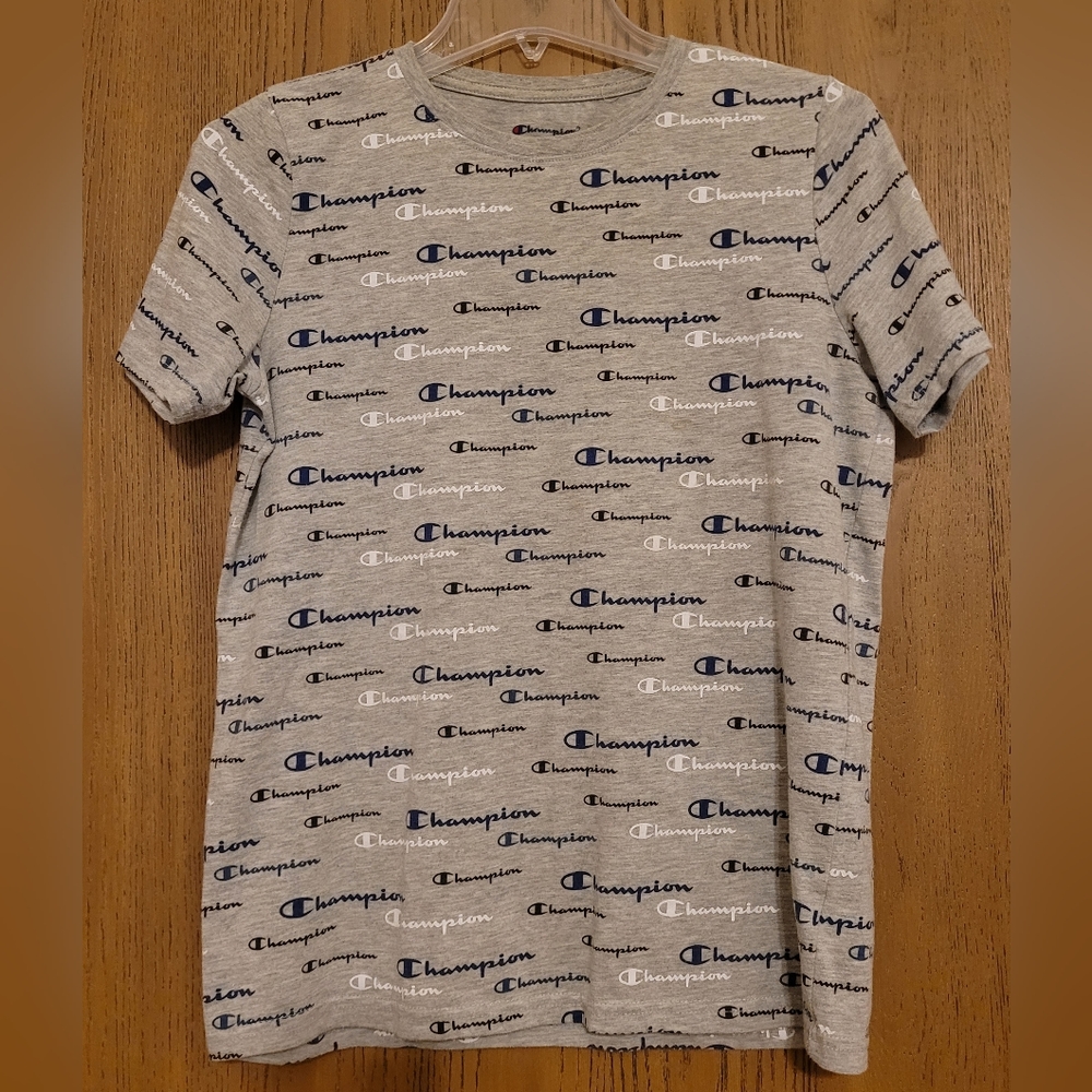 Boys Champion T- Shirt XL